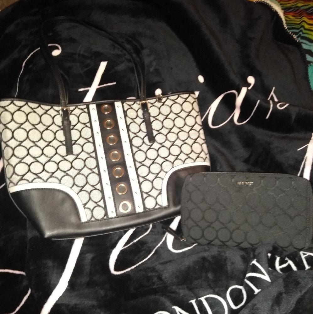 Nine West purse